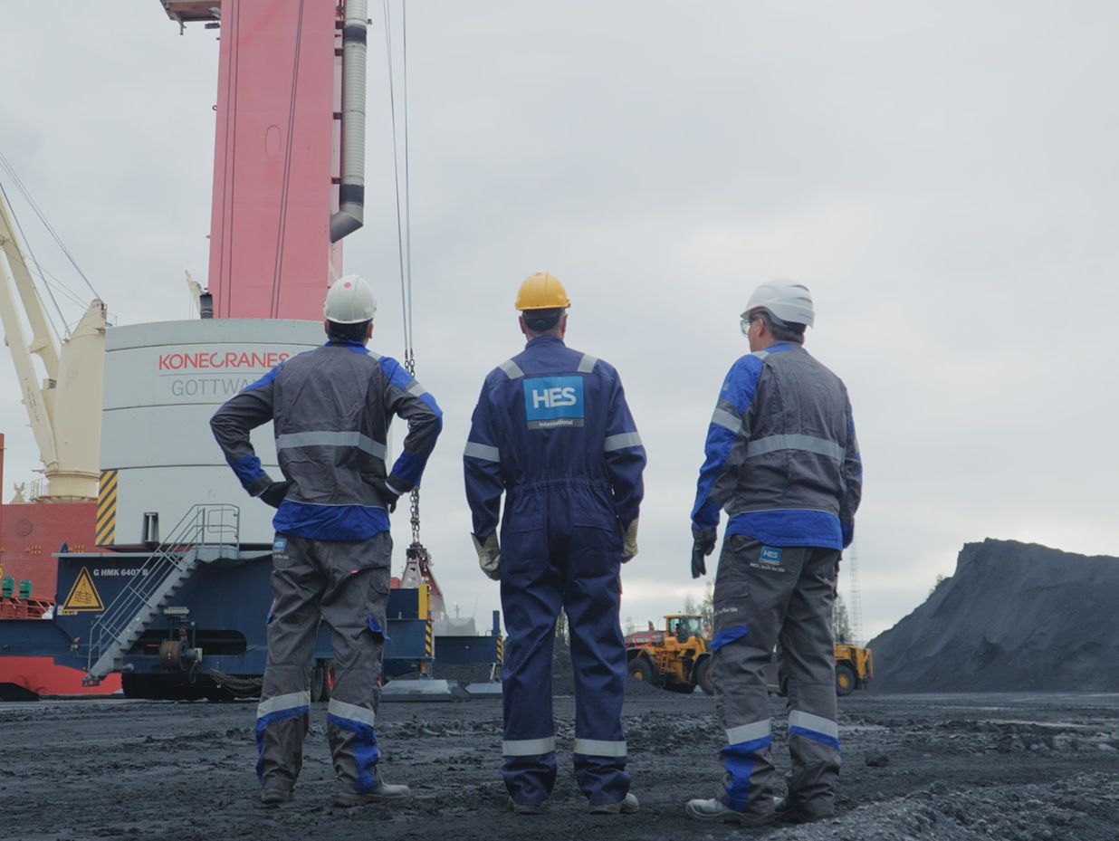 Terminal infrastructure at a HES site